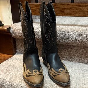 Black and Tan Western Cowboy Boots New w/o tags Size 8.5
